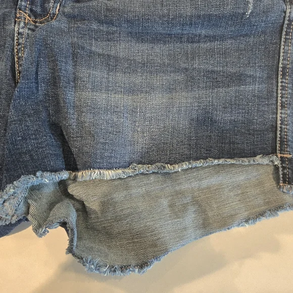 Dear John Jean Shorts Size 31 - Picture 2 of 10